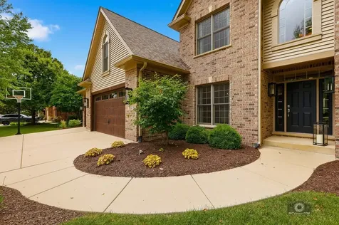 612 Pine Street Sugar Grove IL 60554