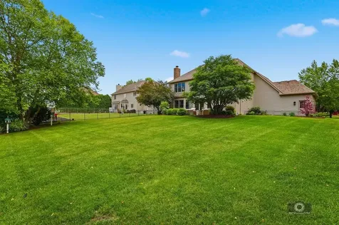 612 Pine Street Sugar Grove IL 60554