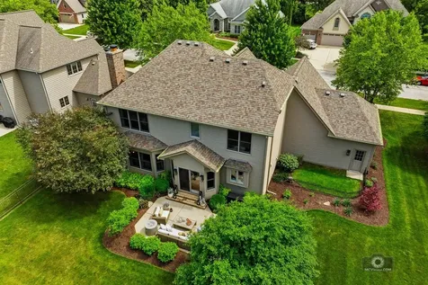 612 Pine Street Sugar Grove IL 60554