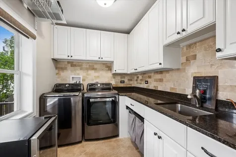 6730 North Octavia Avenue Chicago IL 60631