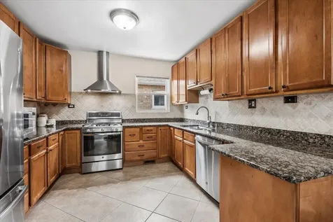 6730 North Octavia Avenue Chicago IL 60631