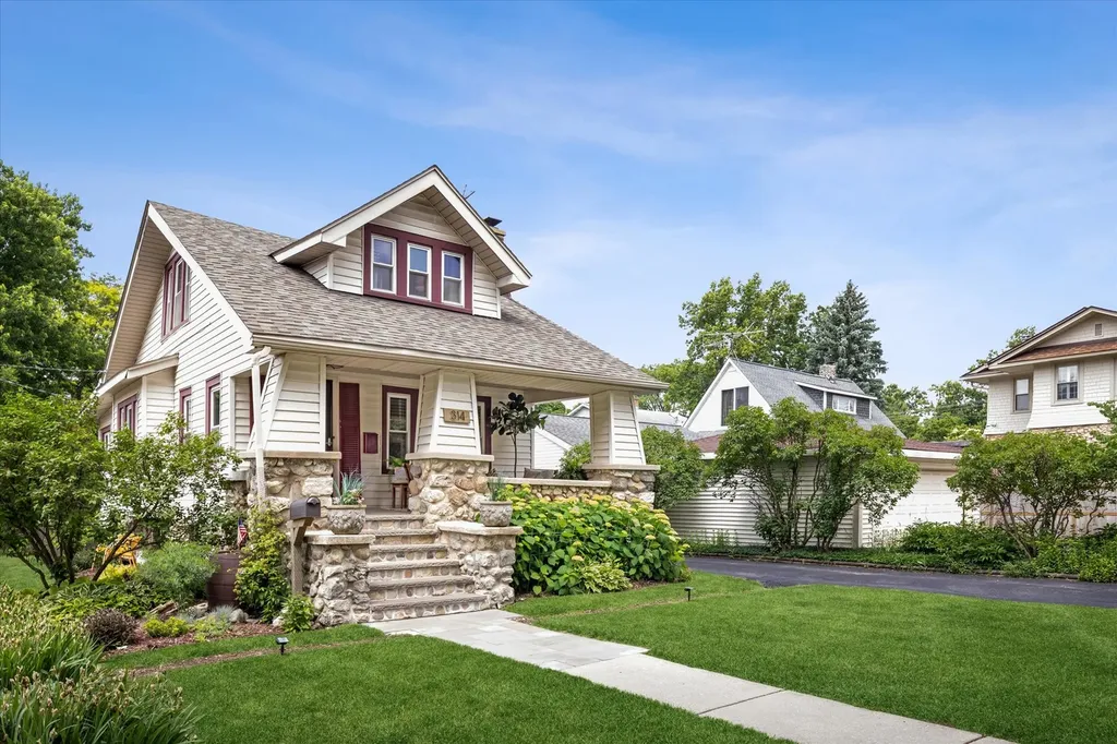 314 South Brewster Avenue Lombard IL 60148
