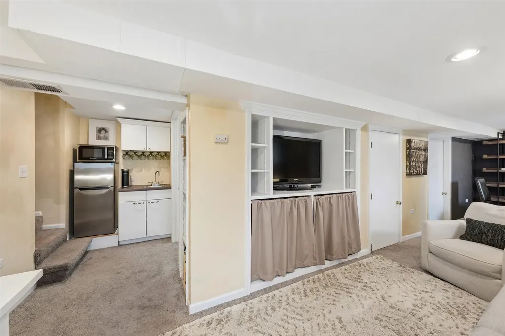 314 South Brewster Avenue Lombard IL 60148