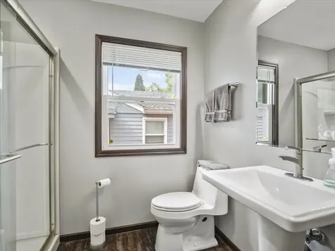 1327 26TH Street Rockford IL 61108