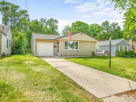 1327 26TH Street Rockford IL 61108