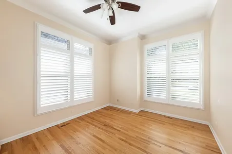 1437 Ambleside Circle Naperville IL 60540