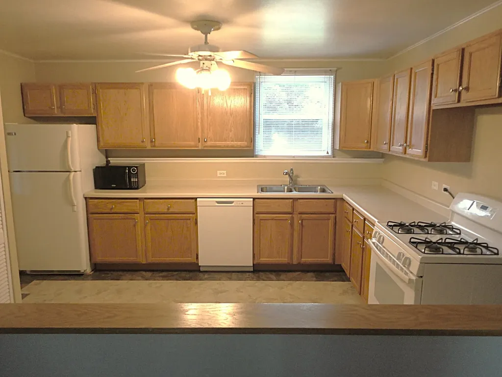 6325 Dunham Road Downers Grove IL 60516