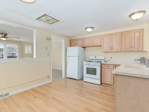 8818 South Kildare Avenue Hometown IL 60456