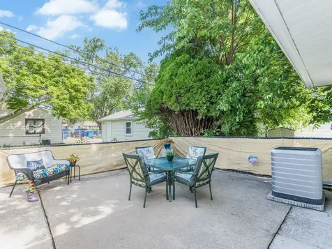 8818 South Kildare Avenue Hometown IL 60456