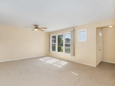 8818 South Kildare Avenue Hometown IL 60456