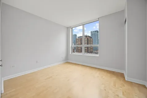 421 West Huron Street Chicago IL 60654