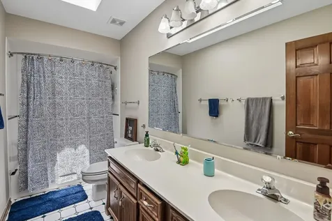 17420 92ND Avenue Tinley Park IL 60487