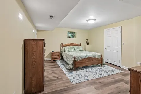 17420 92ND Avenue Tinley Park IL 60487