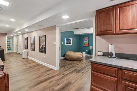 17420 92ND Avenue Tinley Park IL 60487