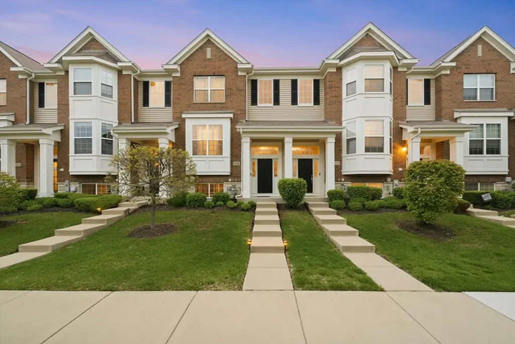 15317 Sheffield Square Parkway Orland Park IL 60462