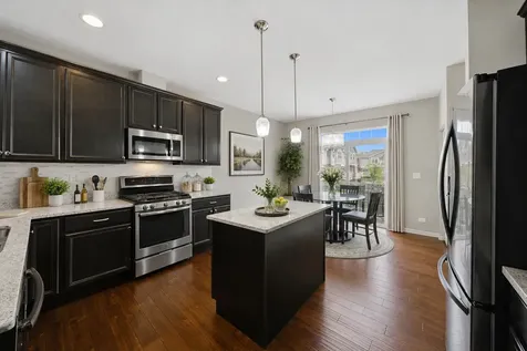 15317 Sheffield Square Parkway Orland Park IL 60462