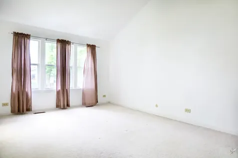 2088 Pennsbury Lane Hanover Park IL 60133