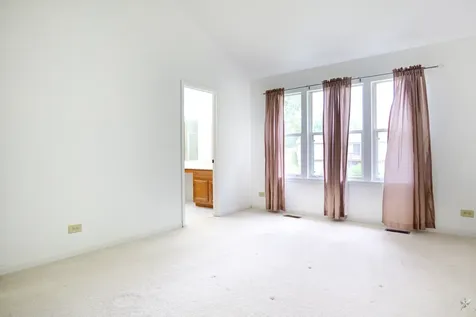 2088 Pennsbury Lane Hanover Park IL 60133