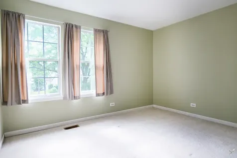 2088 Pennsbury Lane Hanover Park IL 60133