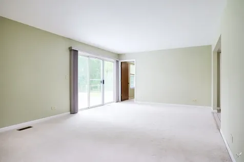 2088 Pennsbury Lane Hanover Park IL 60133