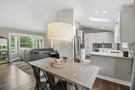 2011 Glenmoor Drive West Dundee IL 60118