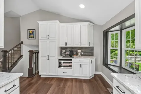 2011 Glenmoor Drive West Dundee IL 60118