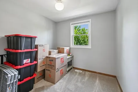 2011 Glenmoor Drive West Dundee IL 60118