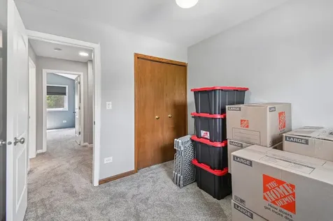 2011 Glenmoor Drive West Dundee IL 60118