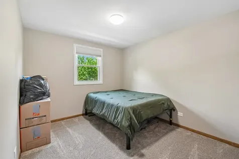 2011 Glenmoor Drive West Dundee IL 60118