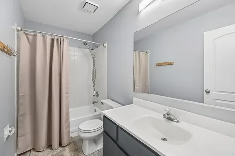 2011 Glenmoor Drive West Dundee IL 60118