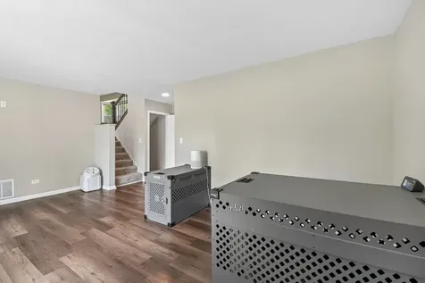 2011 Glenmoor Drive West Dundee IL 60118