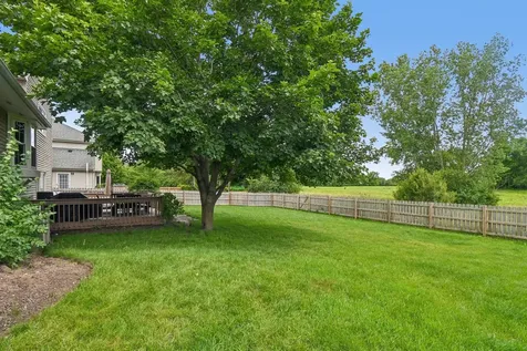 2011 Glenmoor Drive West Dundee IL 60118