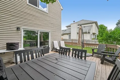2011 Glenmoor Drive West Dundee IL 60118