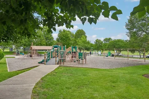 2011 Glenmoor Drive West Dundee IL 60118