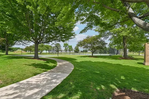 2011 Glenmoor Drive West Dundee IL 60118