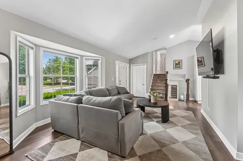 2011 Glenmoor Drive West Dundee IL 60118