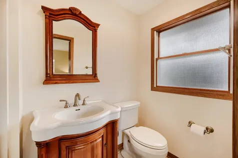 706 Huntington Lane Schaumburg IL 60193