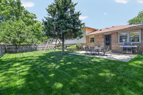 6716 Trenton Lane Darien IL 60561