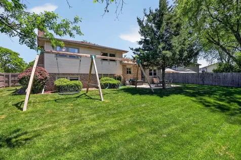 6716 Trenton Lane Darien IL 60561