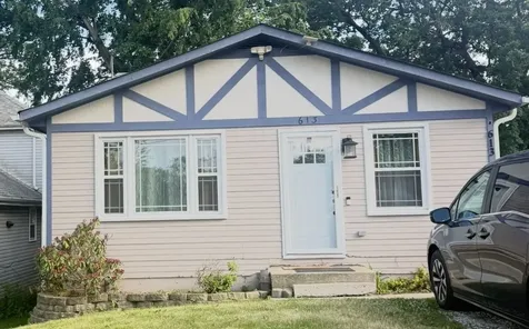 613 Oakwood Drive Round Lake Beach IL 60073