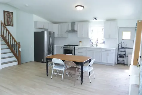 613 Oakwood Drive Round Lake Beach IL 60073
