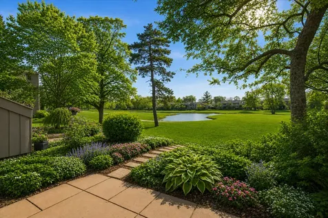 404 Shoreline Road Lake Barrington IL 60010
