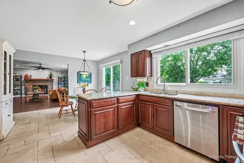 1388 Candlewood Drive Crystal Lake IL 60014