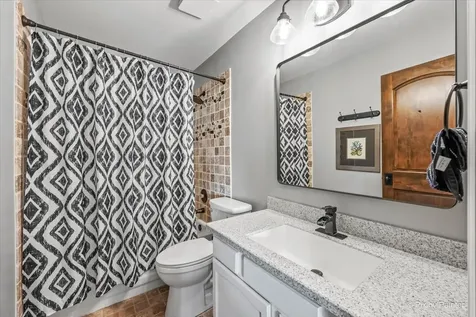 1388 Candlewood Drive Crystal Lake IL 60014