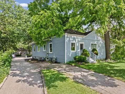 43 South Cedar Street Palatine IL 60067