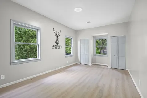 43 South Cedar Street Palatine IL 60067