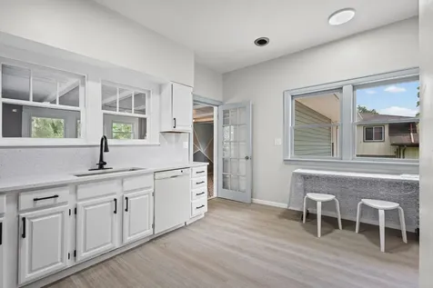 43 South Cedar Street Palatine IL 60067