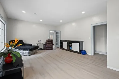 43 South Cedar Street Palatine IL 60067