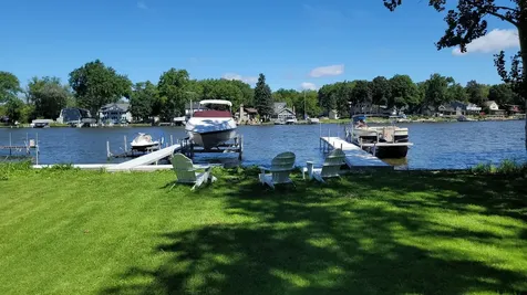 2127 Salem Avenue Johnsburg IL 60051