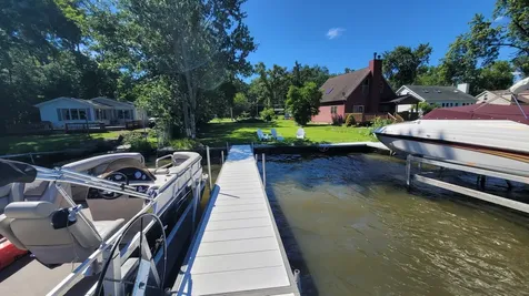 2127 Salem Avenue Johnsburg IL 60051